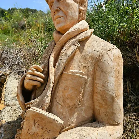 Monaci Templari مزرعة للإقامة