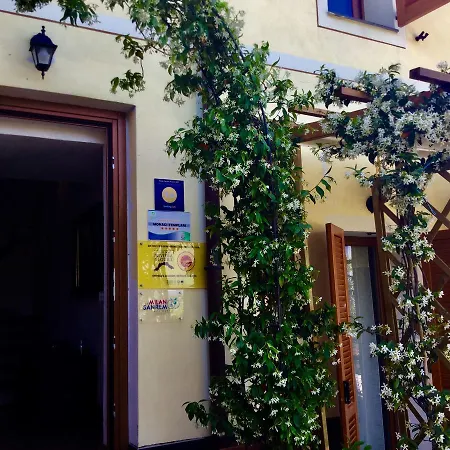 Monaci Templari Bauernhof Seborga