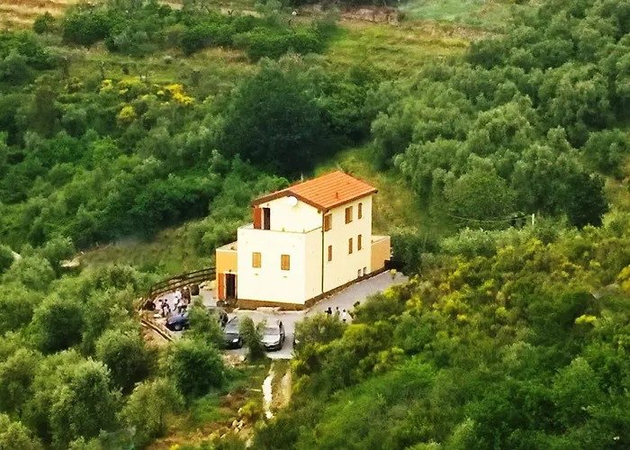 בית חווה Monaci Templari