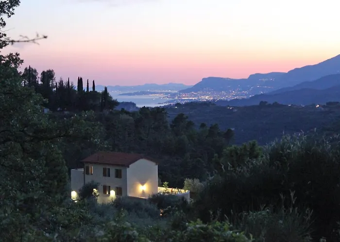 Monaci Templari בית חווה